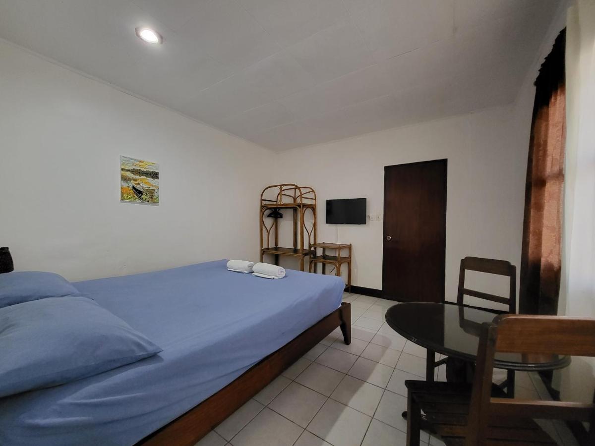 Ayahay Sa Matutina Hotel Puerto Princesa Ruang foto